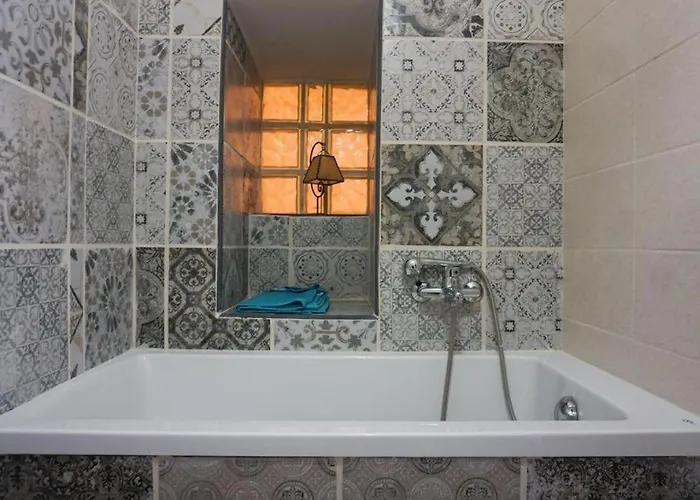 Blue Courtyard Not Valid *