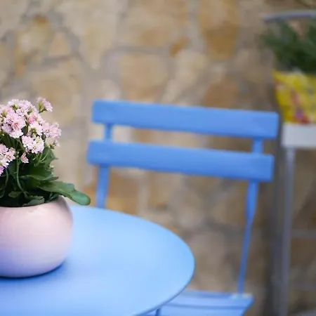 Blue Courtyard Not Valid Apartment Bari